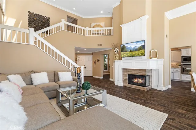 $1,359,999 | 4 Vista Frondosa, Rancho Santa Margarita, CA 92688