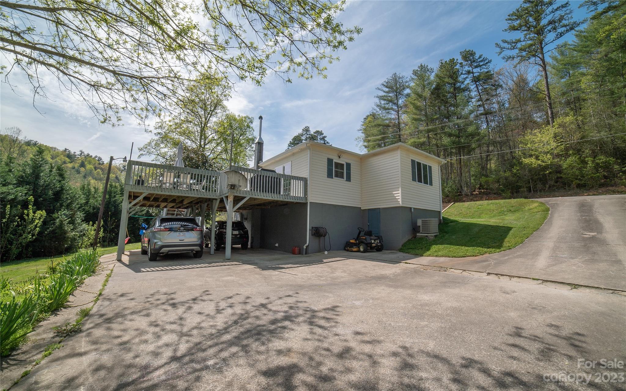 3455 Collettsville Road Lenoir, NC 28645 - Photo 3 of 35 Gallery Image 3