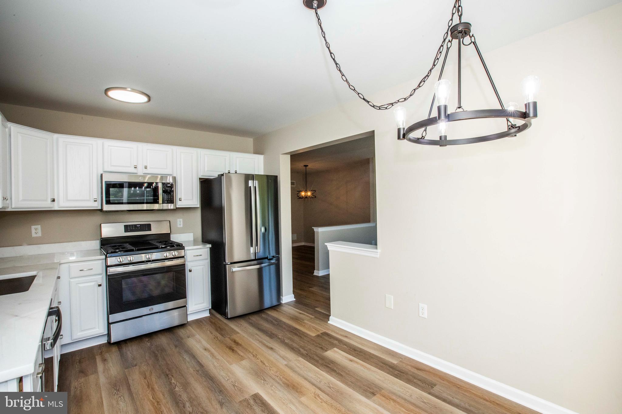 20 White Pine Gulch Reading, PA 19607 - Photo 13 of 28 Kitchen