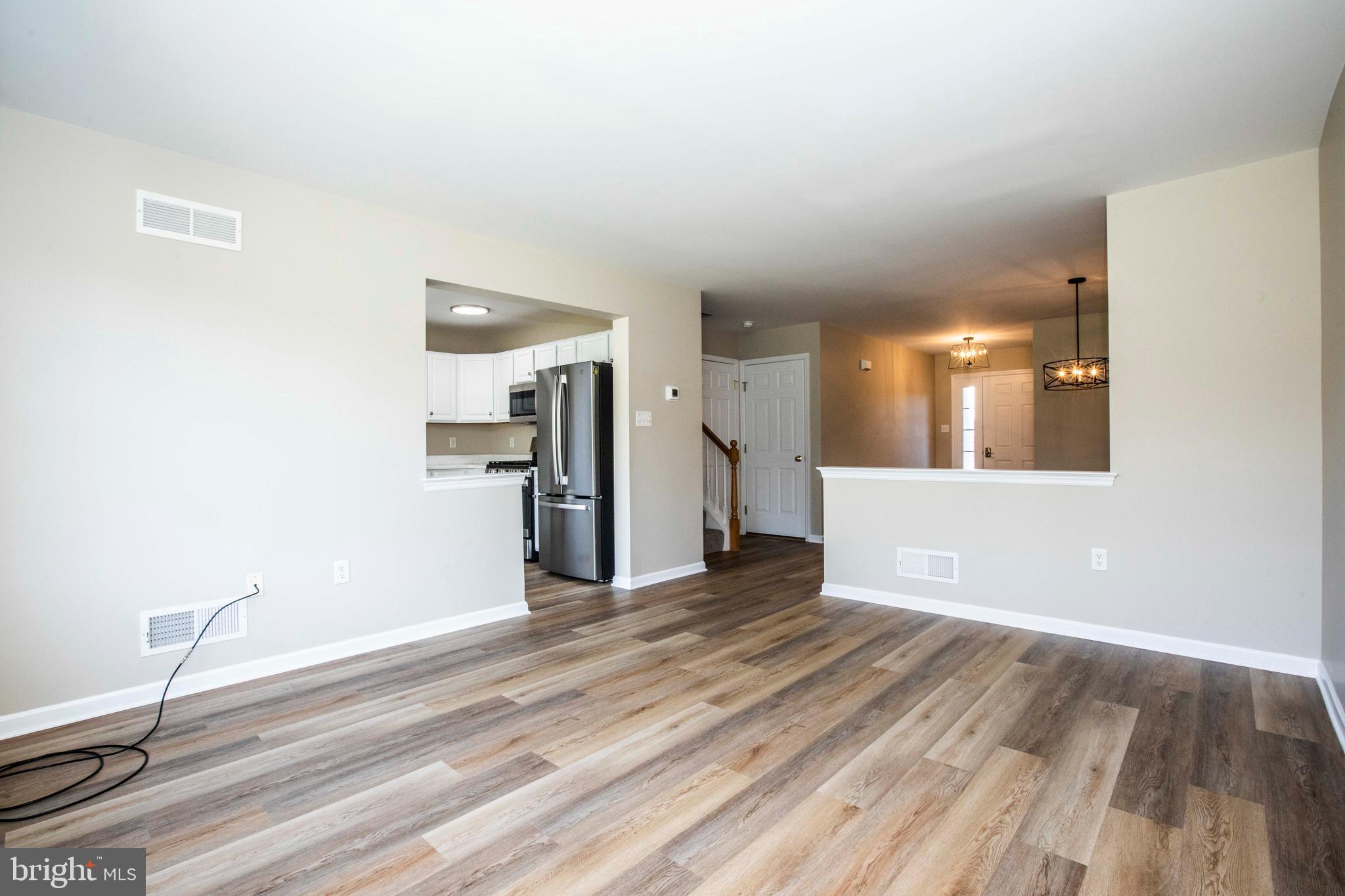 20 White Pine Gulch Reading, PA 19607 - Photo 9 of 28 Living room