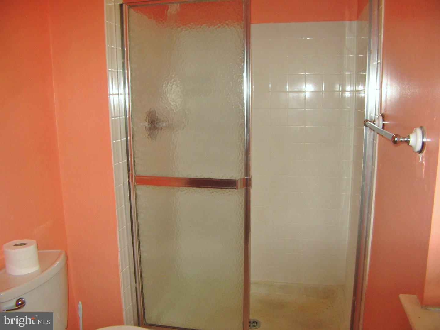 11021 Rennard Street Philadelphia, PA 19116 - Photo 13 of 25 Gallery Image 13