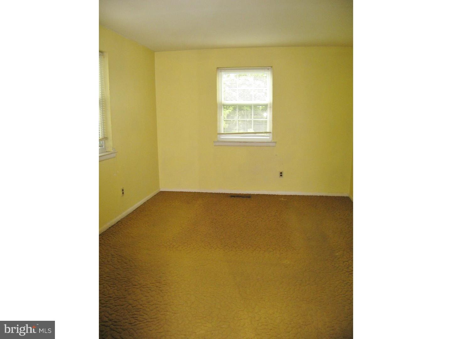11021 Rennard Street Philadelphia, PA 19116 - Photo 10 of 25 Gallery Image 10