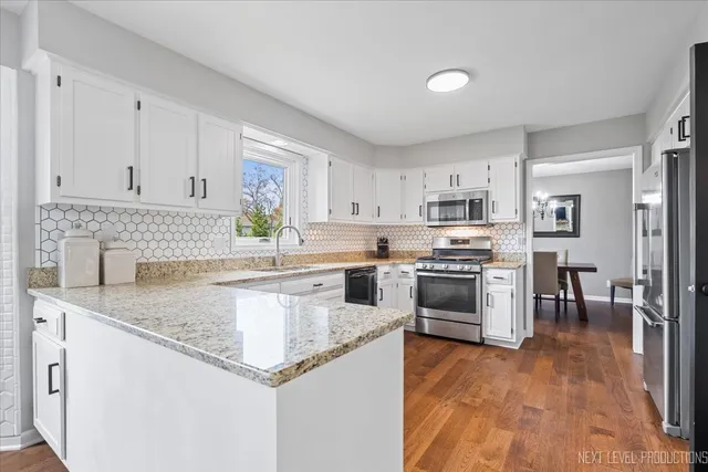 $639,900 | 602 Highbury Lane, Geneva, IL 60134