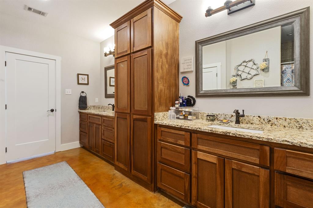 5337 Dusty Road Athens, TX 75752 - Photo 8 of 32