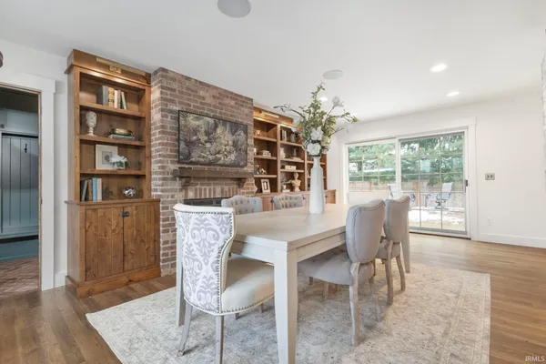 $2,300,000 | 522 Napoleon Street, South Bend, IN 46617