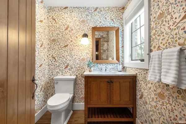 $2,300,000 | 522 Napoleon Street, South Bend, IN 46617