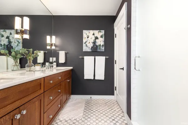 $2,300,000 | 522 Napoleon Street, South Bend, IN 46617