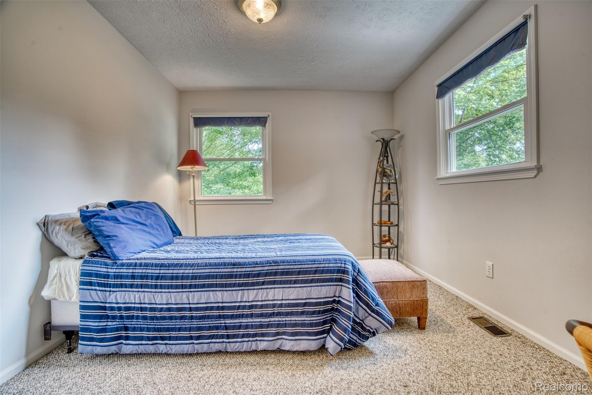 4538 Mason Road Howell, MI 48843 - Photo 20 of 41 DSC05199_58.jpg