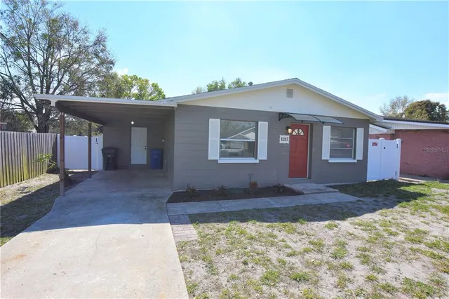 $1,435 | 1317 East Myrtle Street, Lakeland, FL 33801
