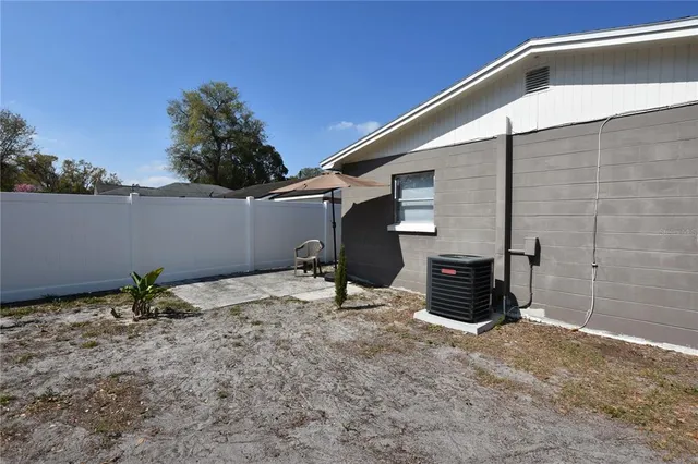 $1,435 | 1317 East Myrtle Street, Lakeland, FL 33801