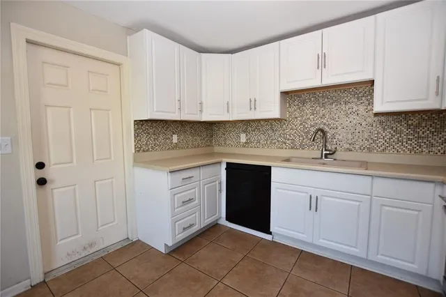 $1,435 | 1317 East Myrtle Street, Lakeland, FL 33801