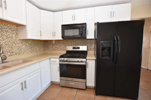 $1,435 | 1317 East Myrtle Street, Lakeland, FL 33801