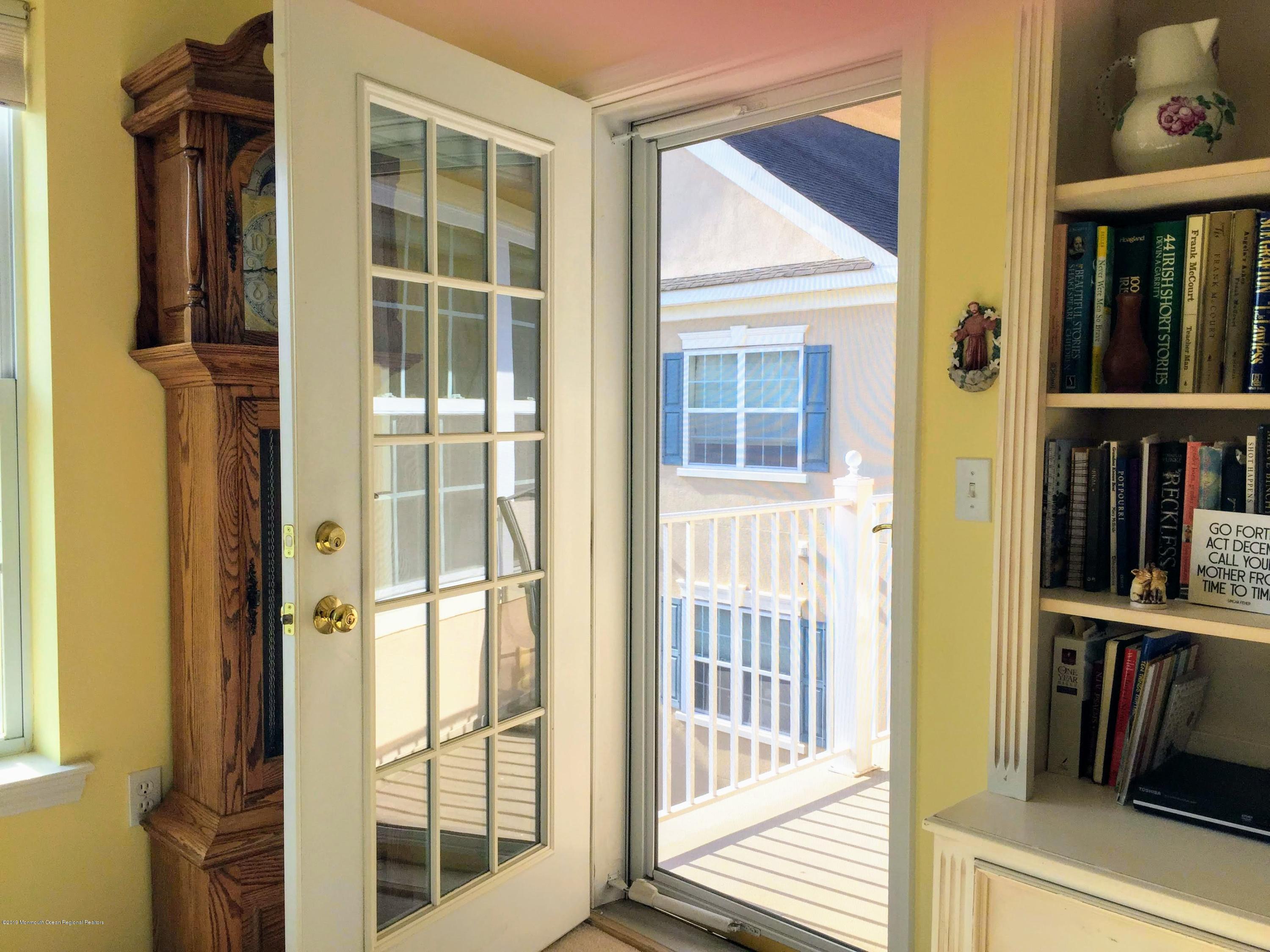540 Cranbury Road, Unit 419 East Brunswick, NJ 08816 - Photo 13 of 42 a view of front door