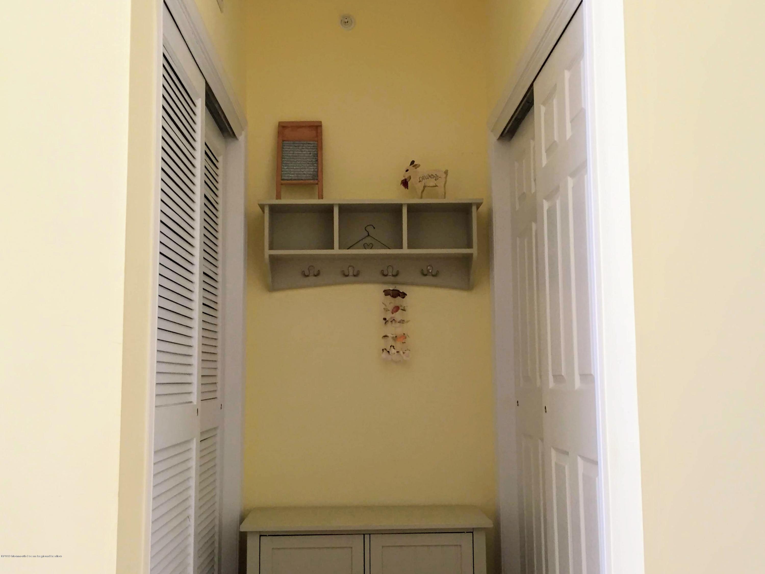 540 Cranbury Road, Unit 419 East Brunswick, NJ 08816 - Photo 7 of 42 a view of front door of house