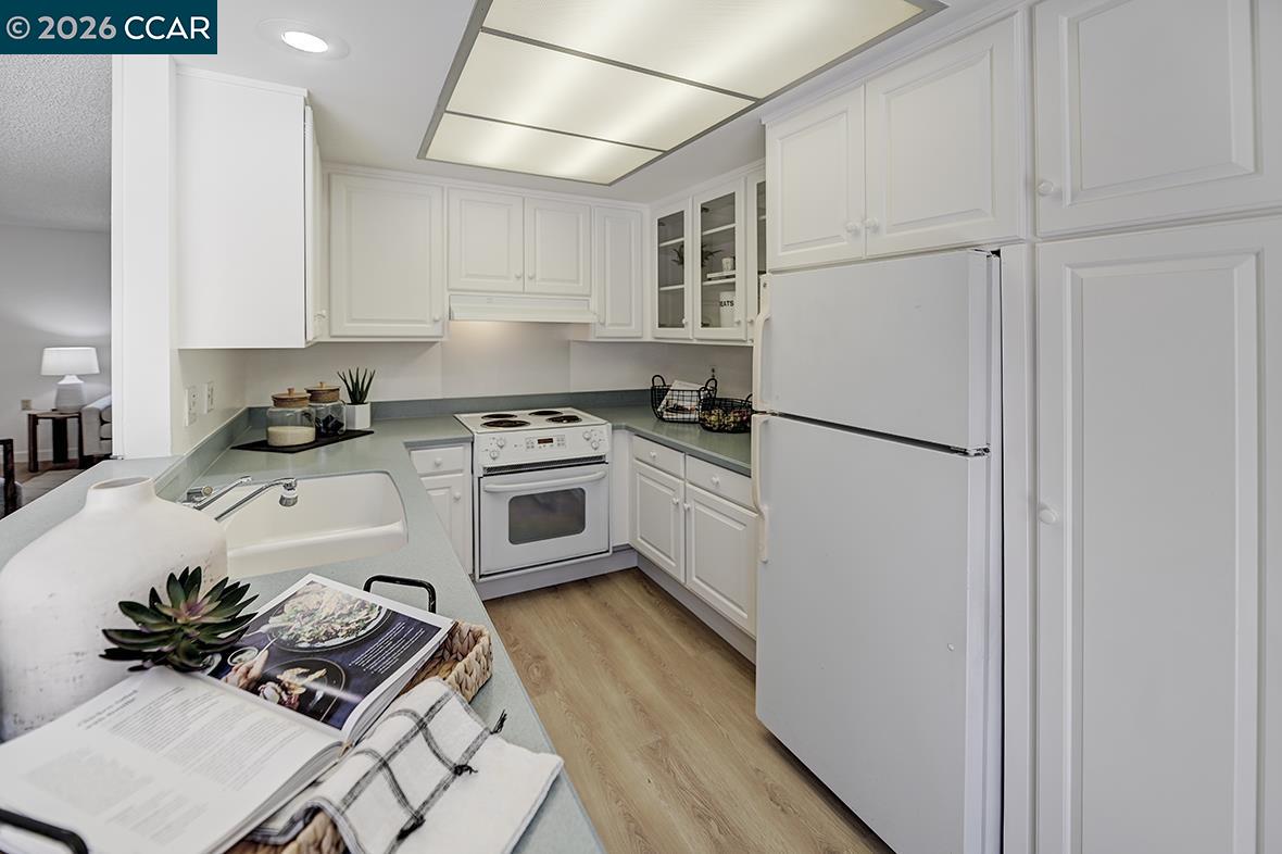 2025 Golden Rain Road, Unit 7 Walnut Creek, CA 94595 - Photo 13 of 53