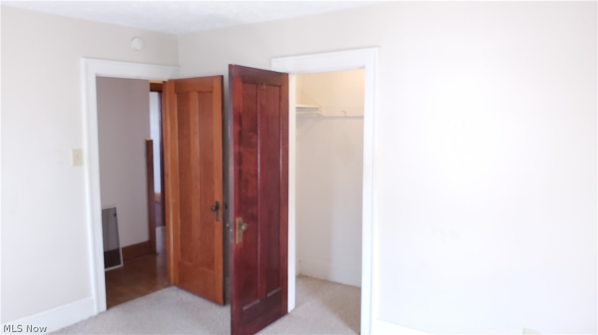 2059 Broadview Road Cleveland, OH 44109 - Photo 4 of 23