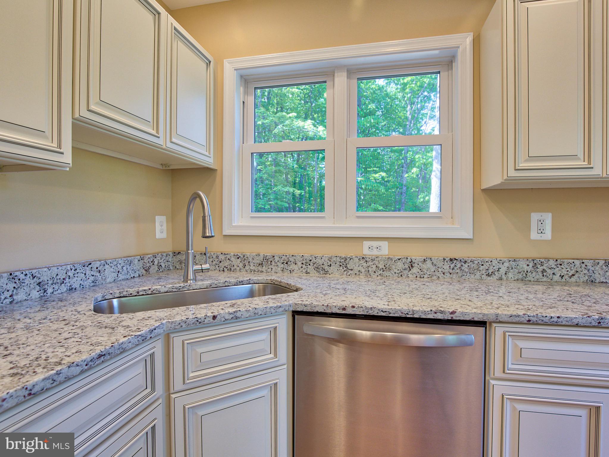 1712 High Top Road Linden, VA 22642 - Photo 7 of 31 Gallery Image 7