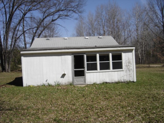 6201 Slosser Road Hale, MI 48739 - Photo 4 of 13 1814989-3.JPG