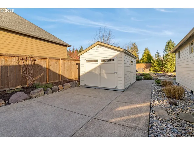 $1,095,000 | 14205 Northwest 56th Avenue, Vancouver, WA 98685