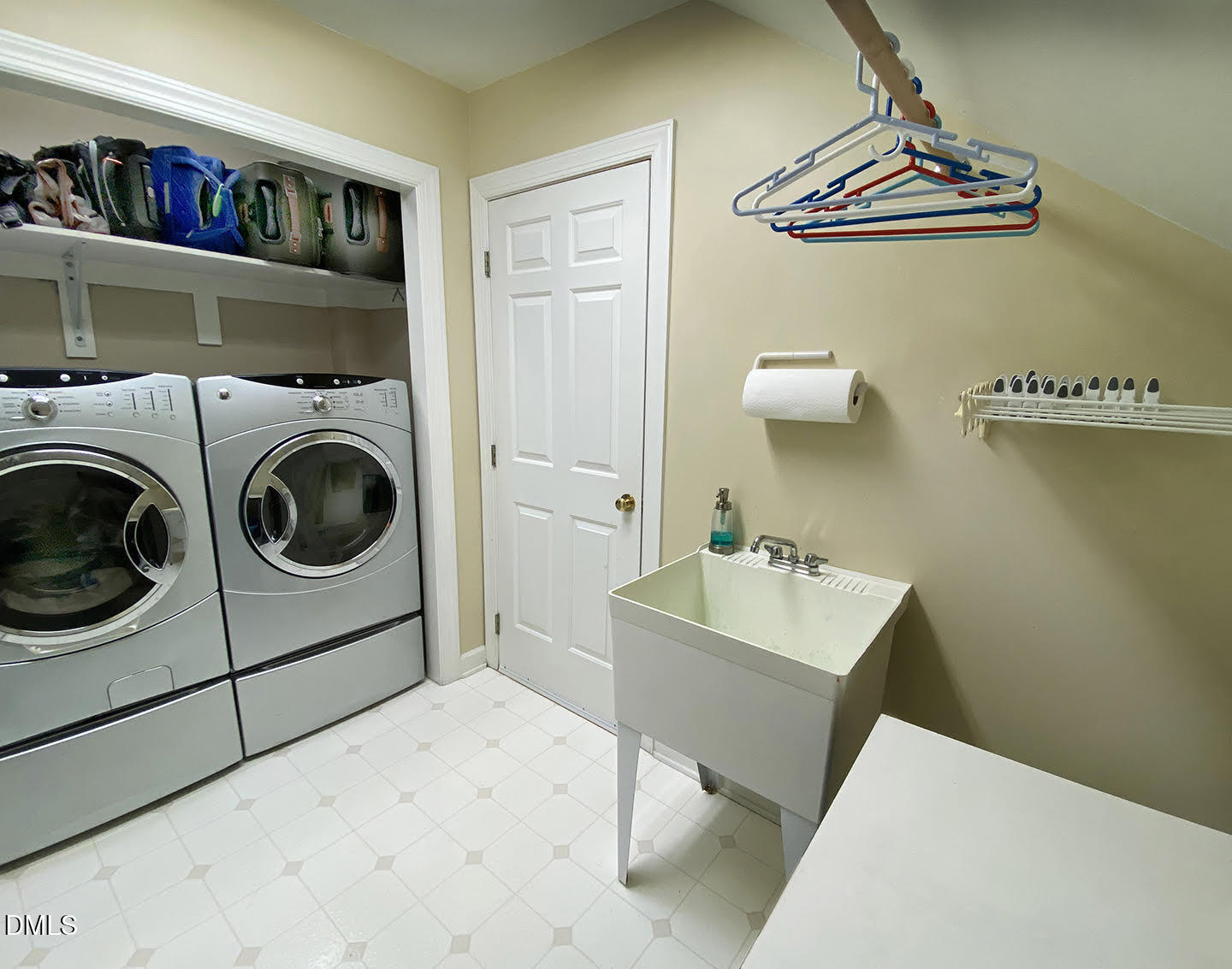 3425 Sir Colleton Court Raleigh, NC 27612 - Photo 32 of 41 sir 32