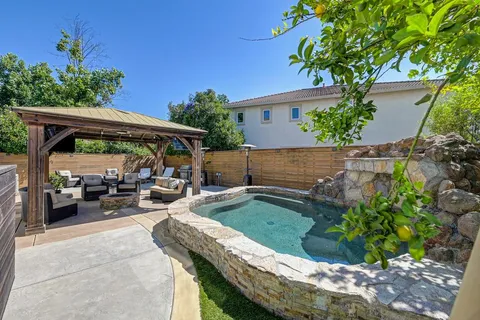a view of outdoor space yard and patio