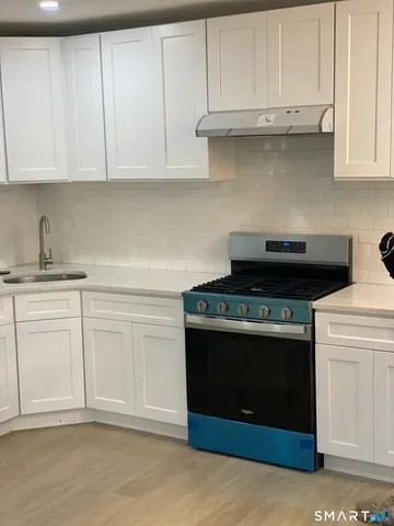 $350,000 | 212 Platt Street, Waterbury, CT 06704