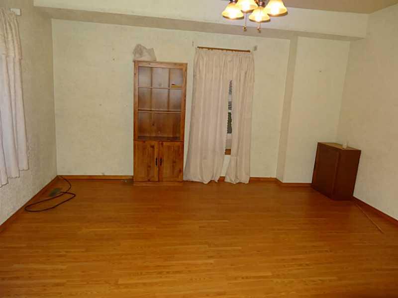 619 Old Rte 8 Harrisville, PA 16038 - Photo 8 of 18 Living Room.