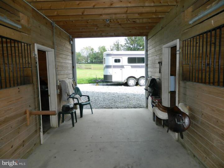 16 Lippitt Road Honey Brook, PA 19344 - Photo 24 of 25 Barn