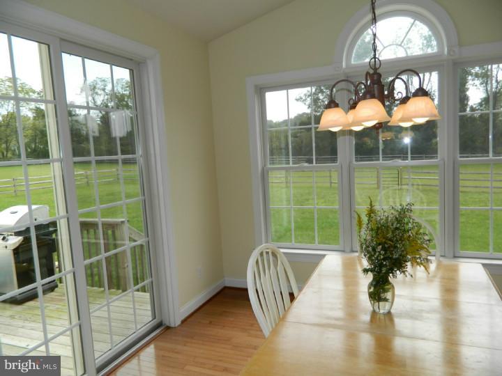 16 Lippitt Road Honey Brook, PA 19344 - Photo 7 of 25 Breakfast Room