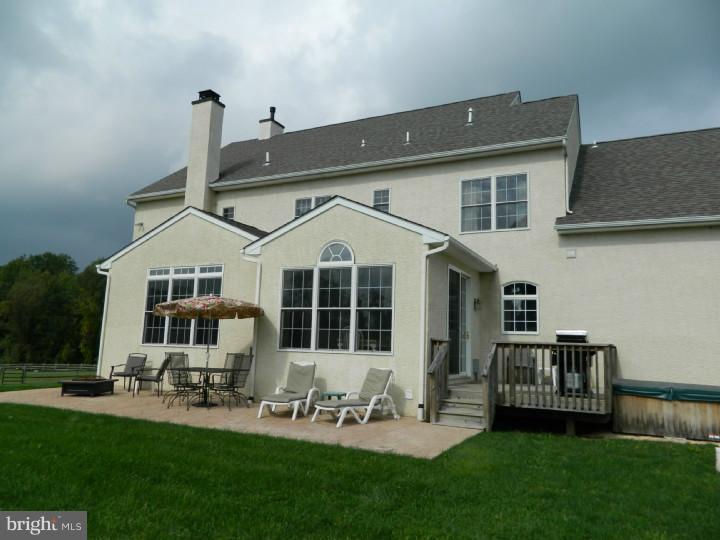 16 Lippitt Road Honey Brook, PA 19344 - Photo 9 of 25 Exterior Back