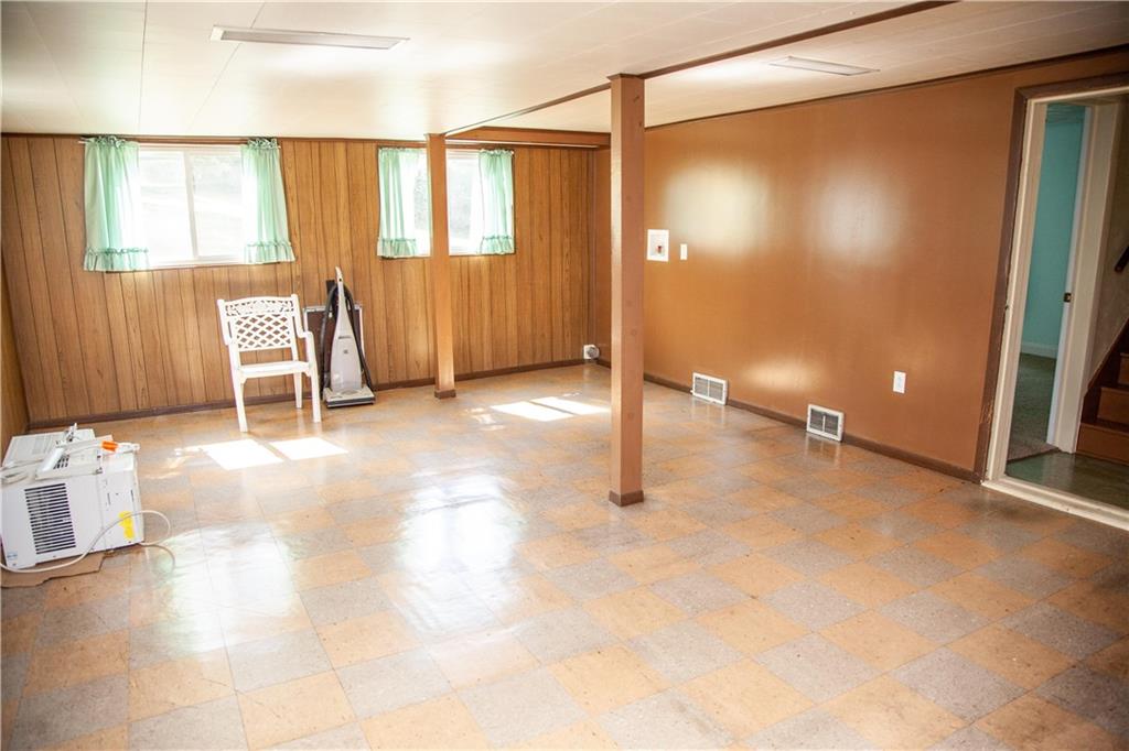27 Old 51 Road Perryopolis, PA 15473 - Photo 4 of 25