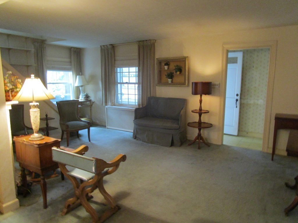 6 Westbrook Road Worcester, MA 01602 - Photo 5 of 23 Gallery Image 5