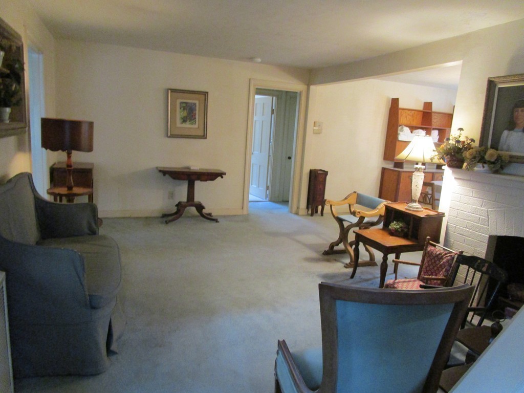 6 Westbrook Road Worcester, MA 01602 - Photo 6 of 23 Gallery Image 6