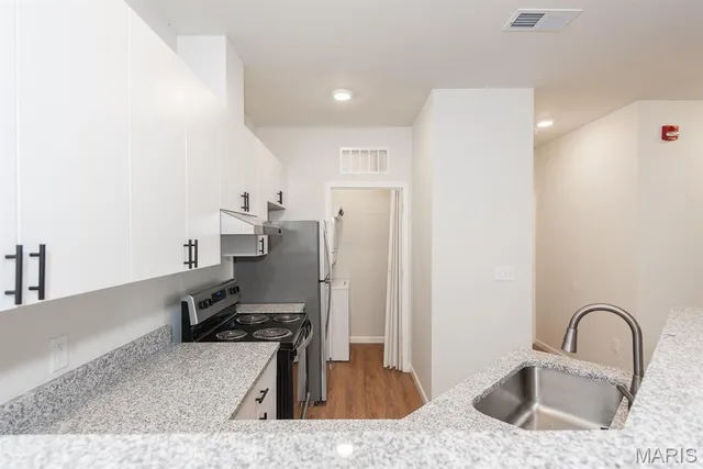 $1,450 | 236 Harmony Meadows, St. Charles, MO 63304