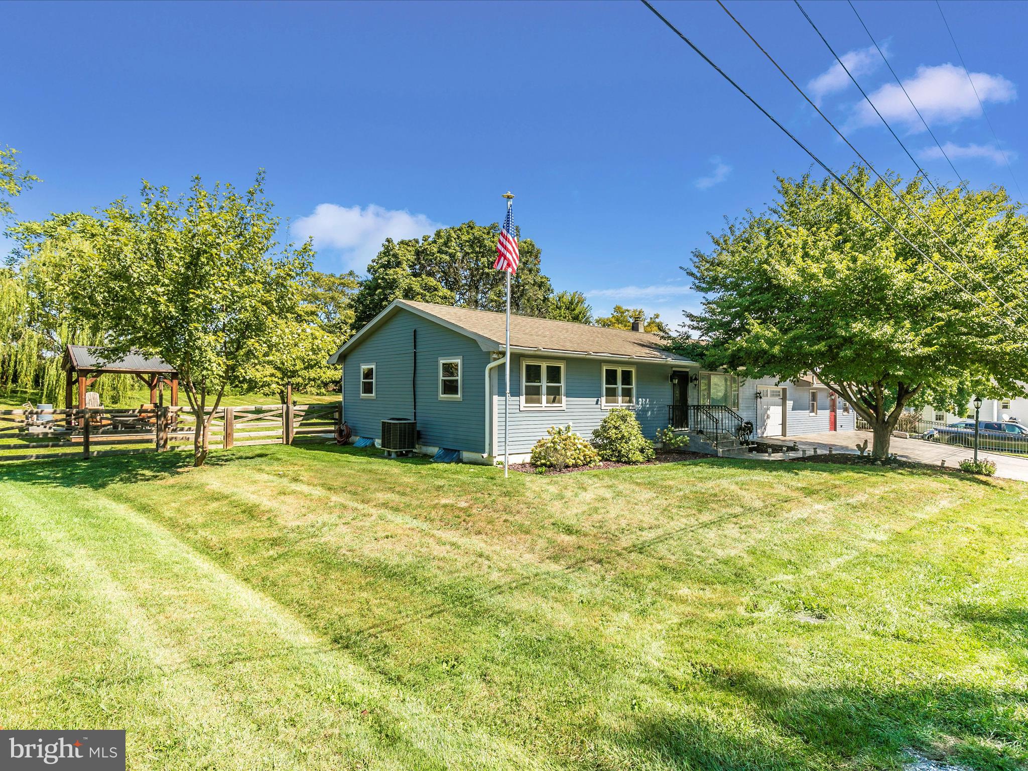 135 Circle Street Ranson, WV 25438 - Photo 5 of 61 AU3A9213