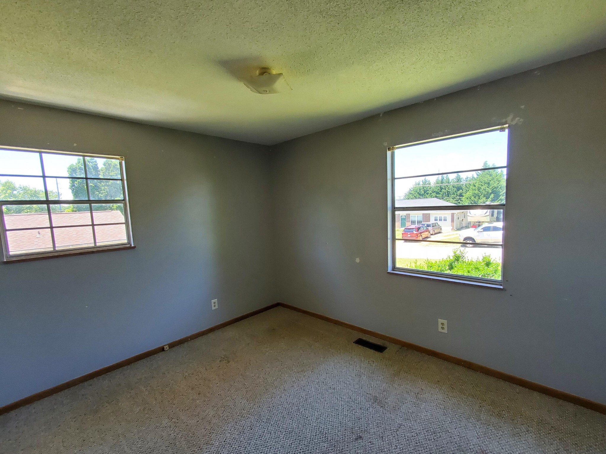 2038 Cheltenham Road Maryville, TN 37804 - Photo 12 of 19 Gallery Image 12