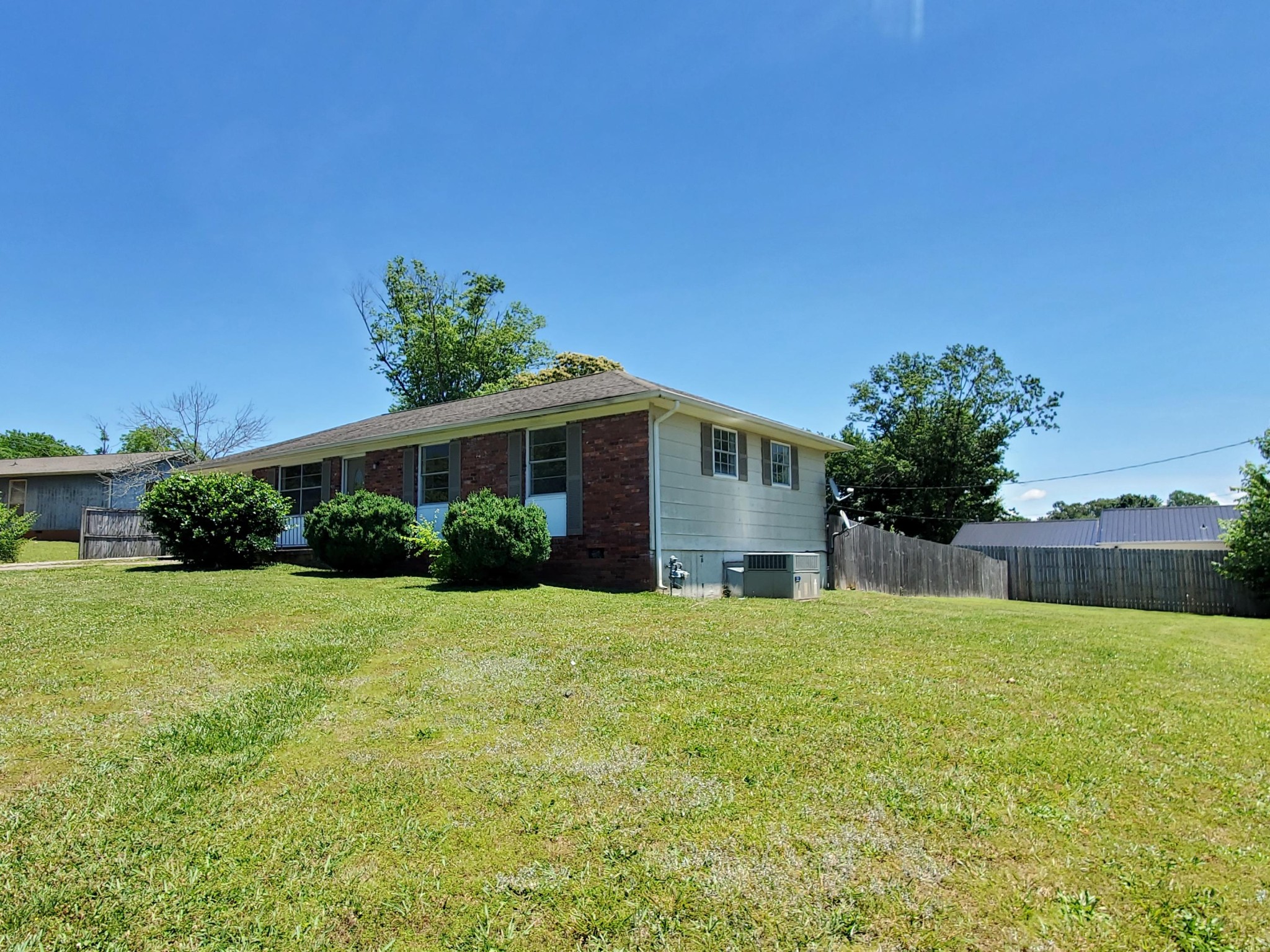 2038 Cheltenham Road Maryville, TN 37804 - Photo 2 of 19 Gallery Image 2