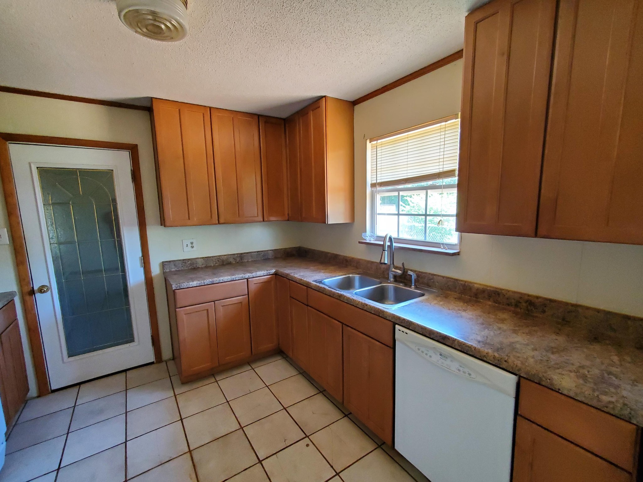 2038 Cheltenham Road Maryville, TN 37804 - Photo 6 of 19 Gallery Image 6