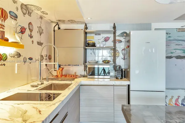 $4,700 | 1100 West Avenue, Unit 1020, Miami Beach, FL 33139