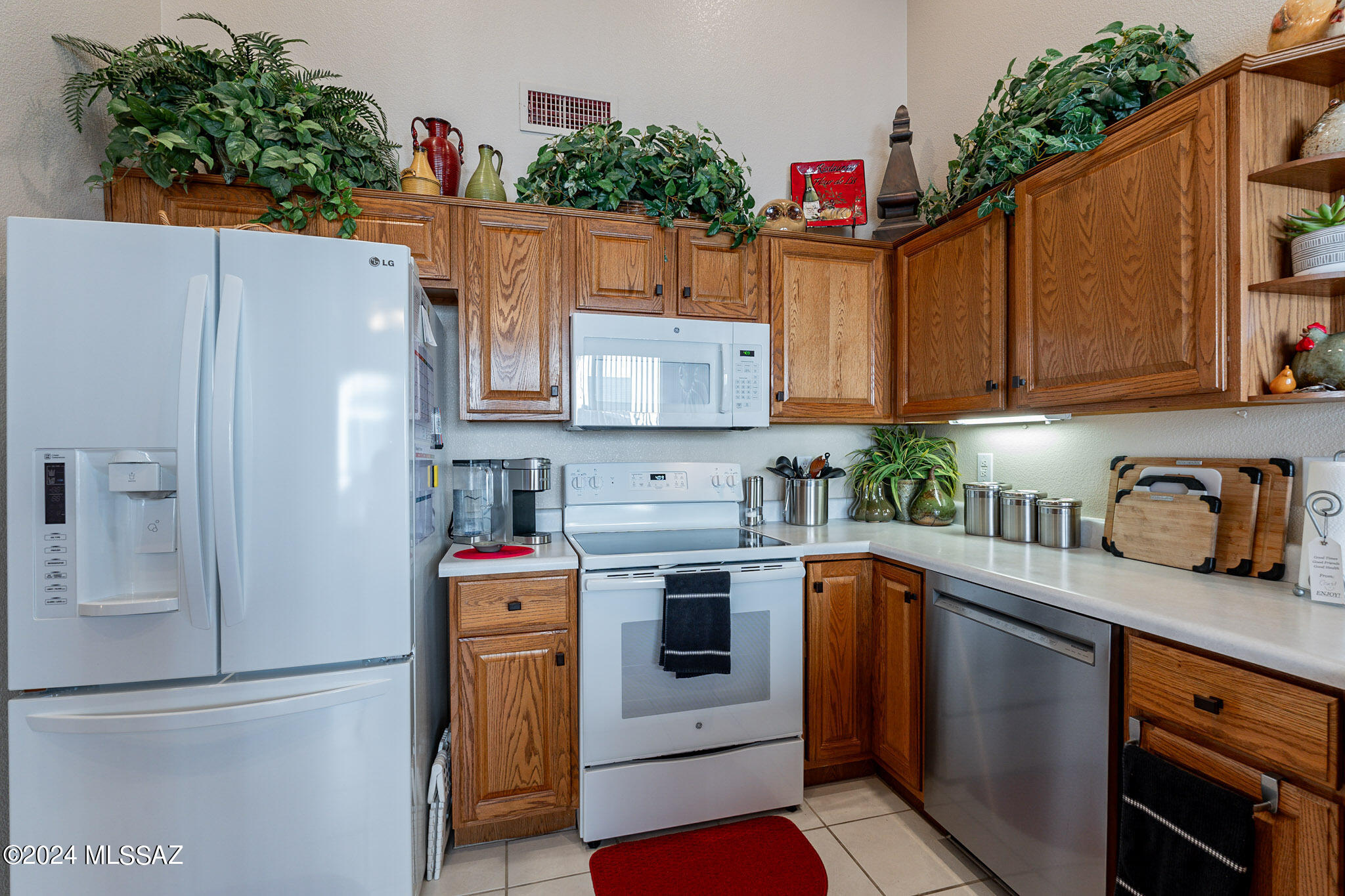 64468 East Wind Ridge Circle Tucson, AZ 85739 - Photo 21 of 40