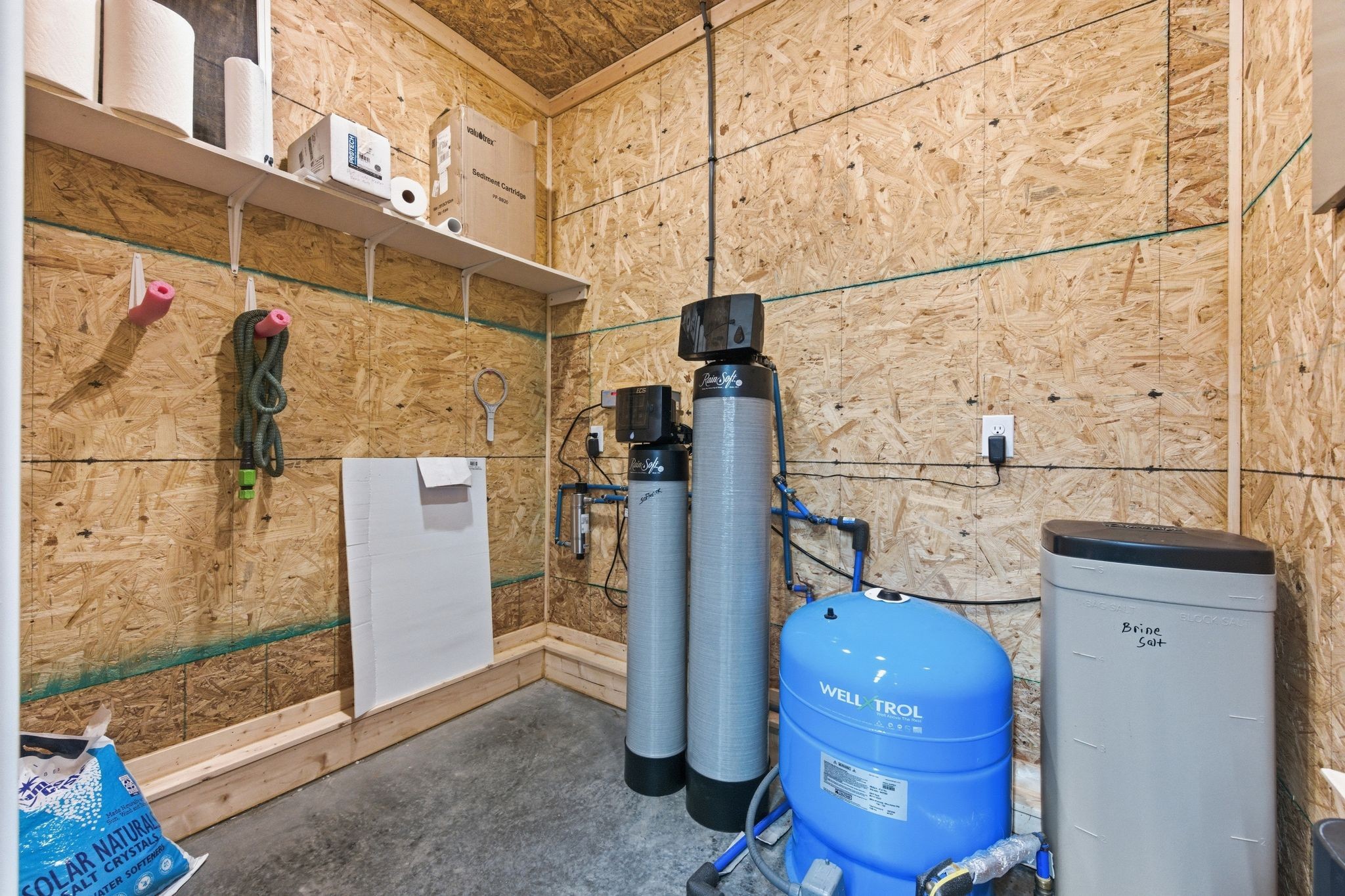 577 Box House Road Belvidere, TN 37306 - Photo 56 of 77 a view of a storage & utility room