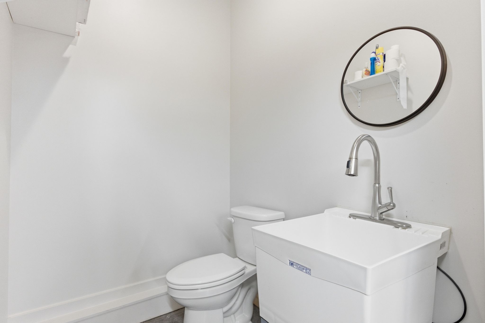 577 Box House Road Belvidere, TN 37306 - Photo 57 of 77 a bathroom with a sink and a mirror