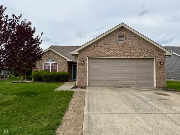 $220,000 | 1232 Cypress Drive, Greenfield, IN 46140