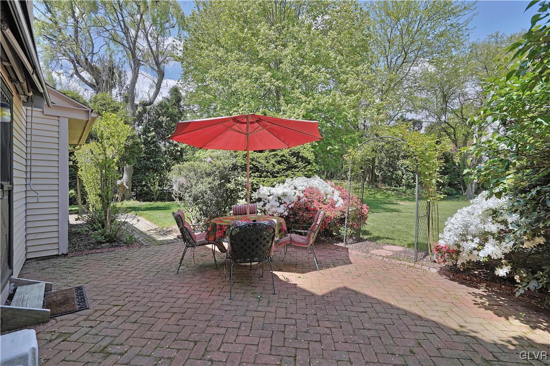 3509 Margate Road Bethlehem, PA 18020 - Photo 6 of 31 Back patio