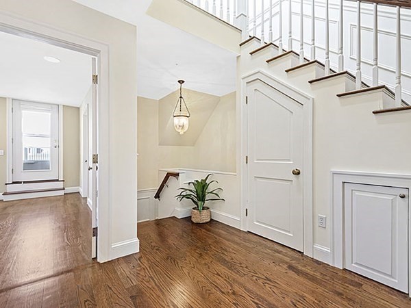 44 High Street, Unit 4 Boston, MA 02129 - Photo 4 of 37