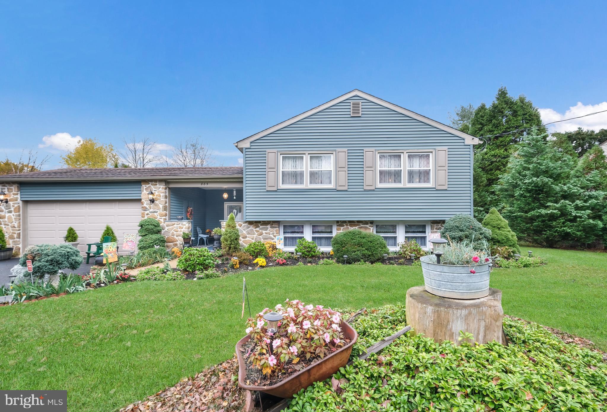 885 West County Line Road Warminster, PA 18974 - Photo 1 of 37