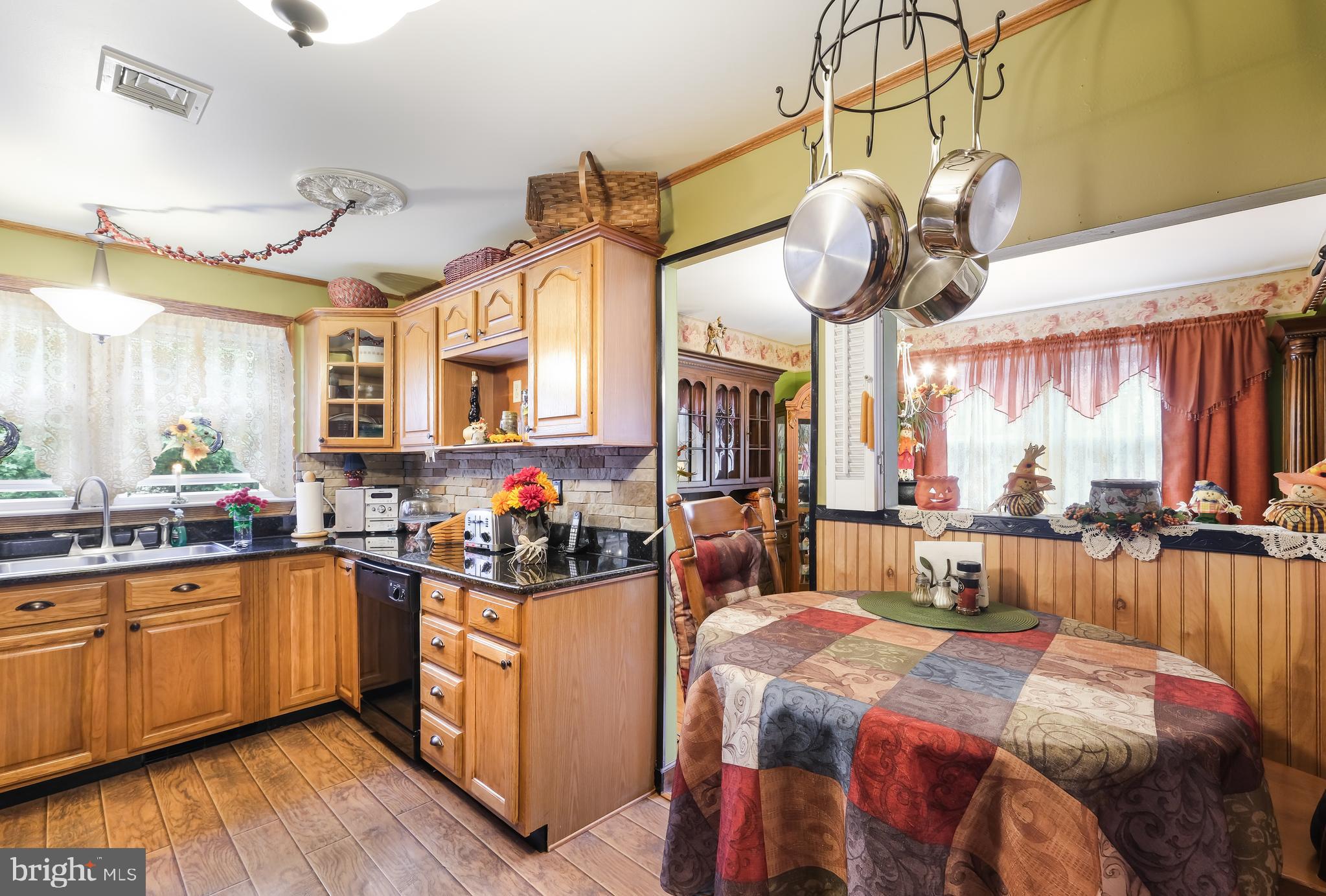 885 West County Line Road Warminster, PA 18974 - Photo 13 of 37