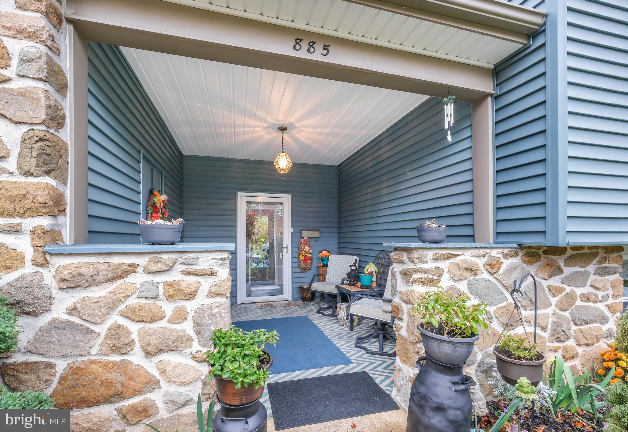 885 West County Line Road Warminster, PA 18974 - Photo 4 of 37