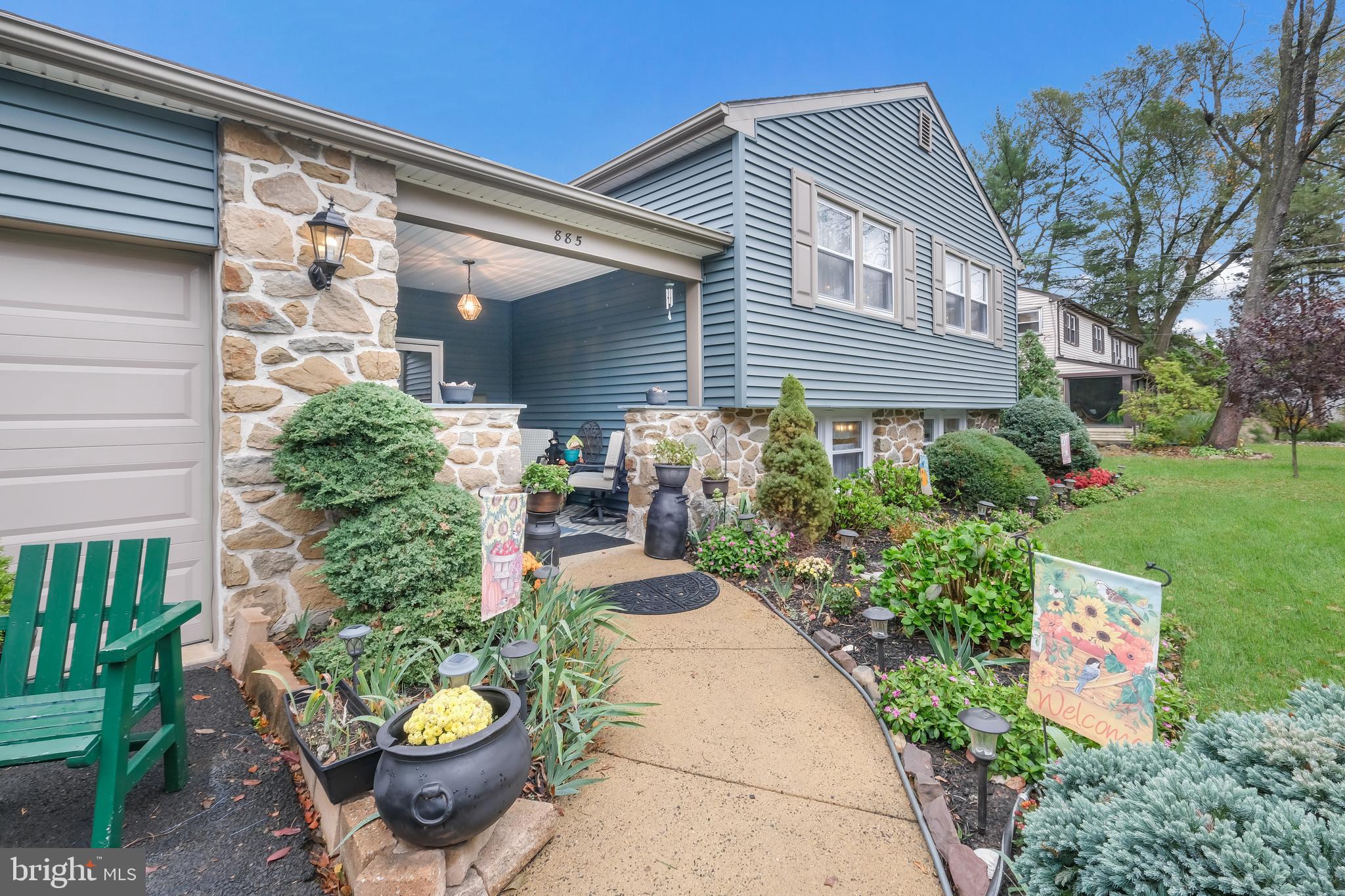 885 West County Line Road Warminster, PA 18974 - Photo 5 of 37