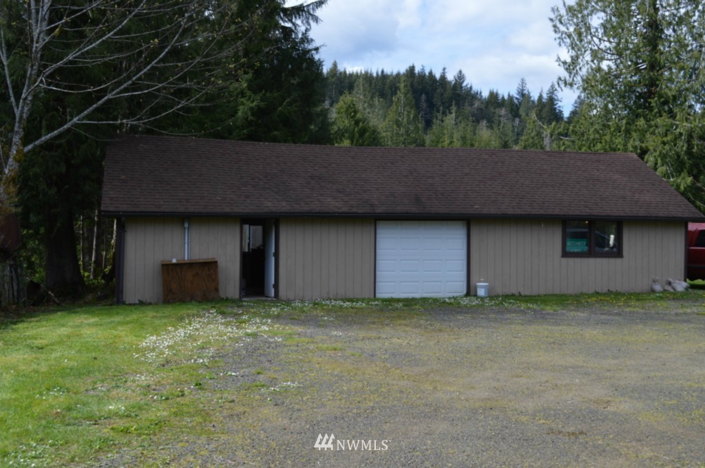 2405 East Hoquiam Road Hoquiam, WA 98550 - Photo 8 of 25 Gallery Image 8